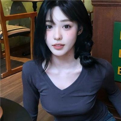 只是陌生人